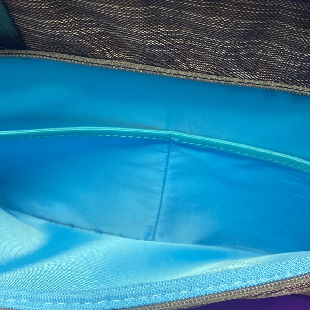 CUSHiONED LAPTOP CASE - Picture 3 of 3